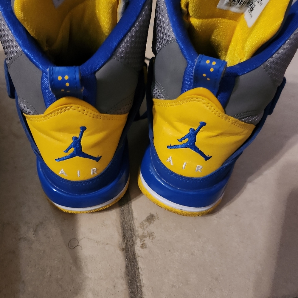 Nike - Picture 5 of 6